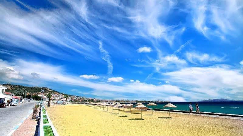 Villa Fokai Hotel Yenifoca Екстер'єр фото